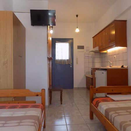 Dialekti Studios Toroni Bagian luar foto